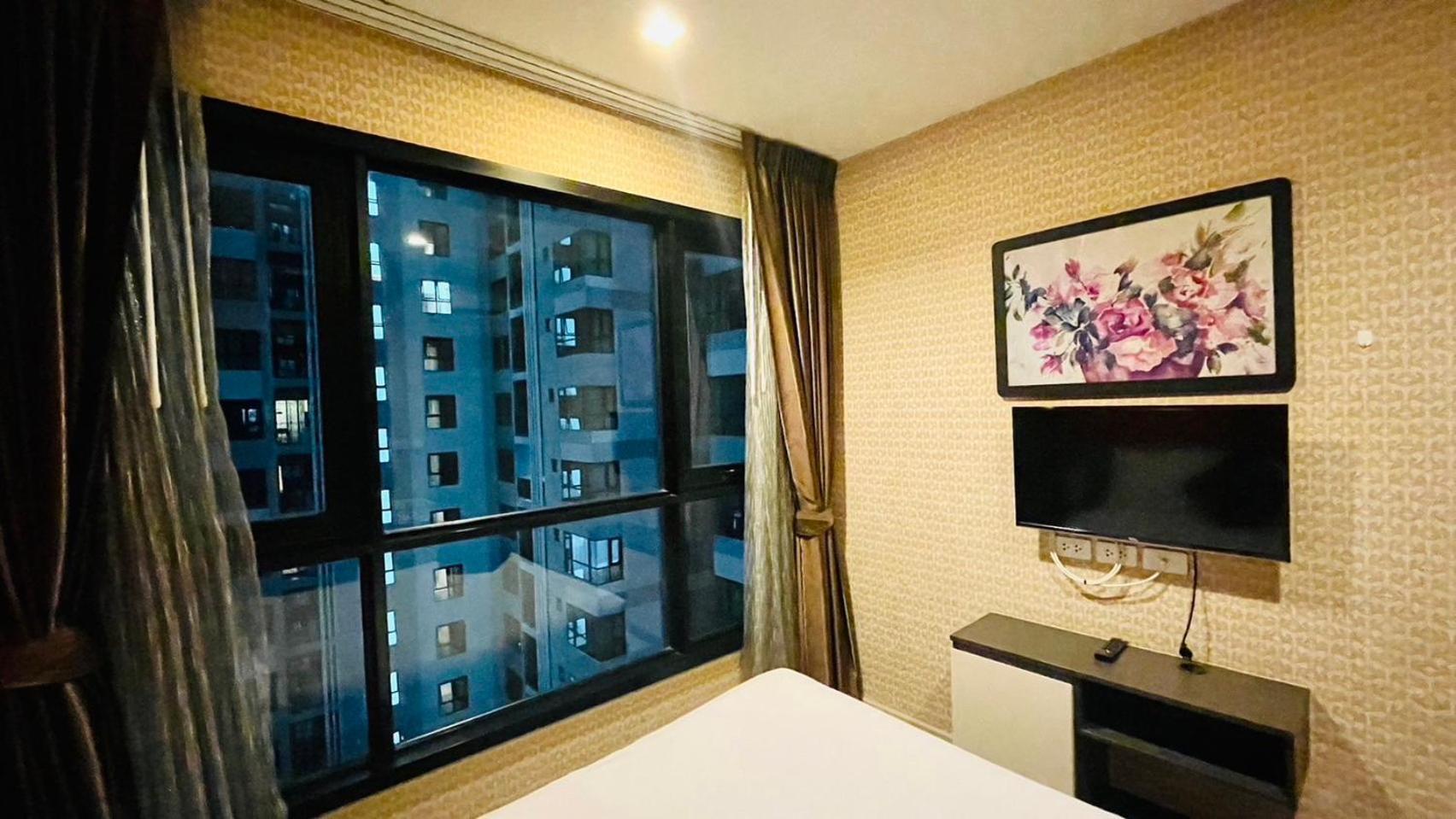 Apartment The Base 290 By Numam Pattaya